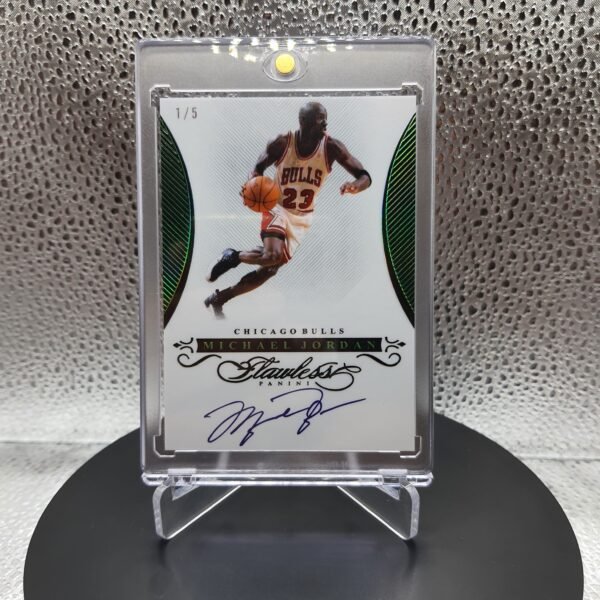 2015-16 Custom Basketball Card Panini Flawless Signatures Green #FSMJ – Michael Jordan